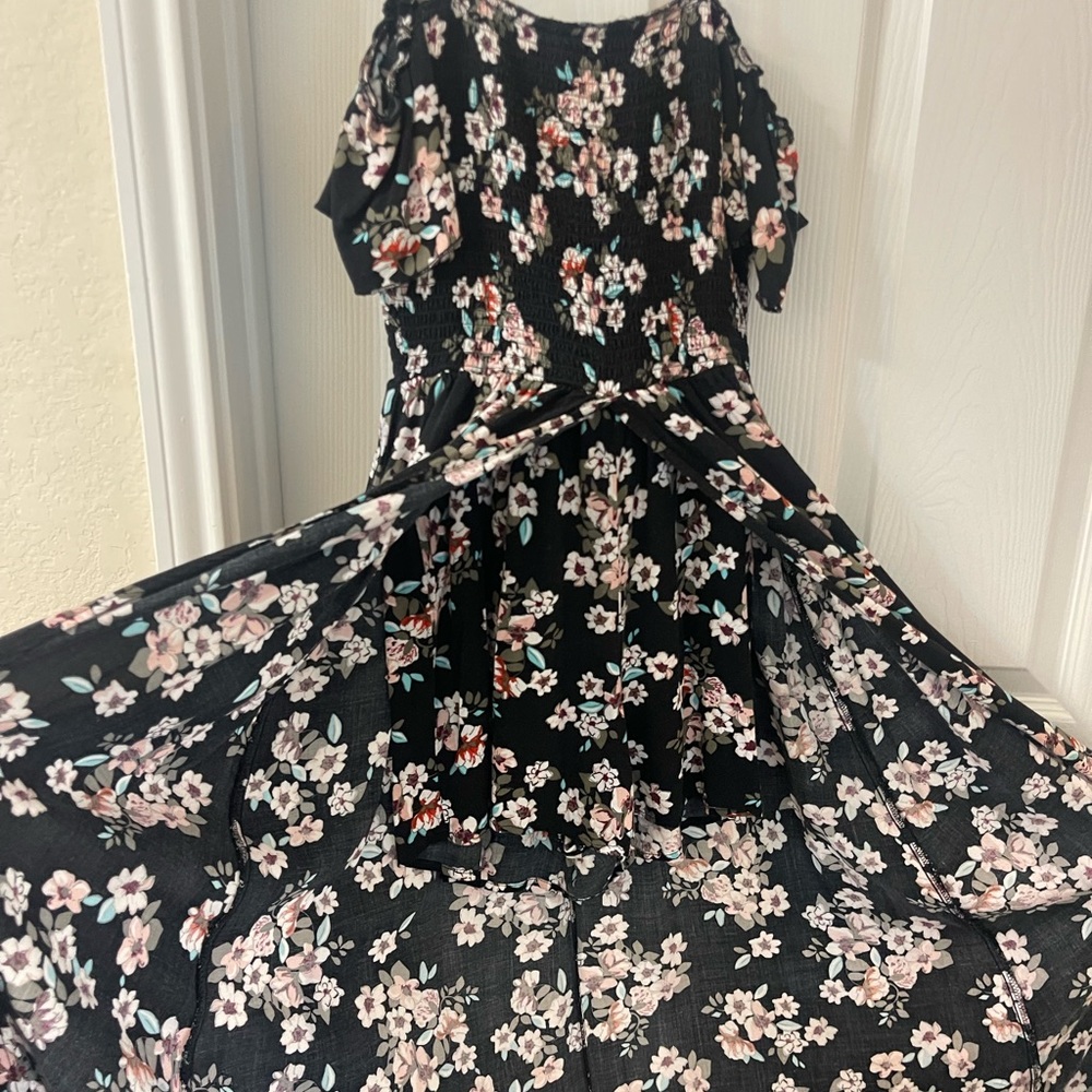 Flower printed navy blue Skorts outfit, w/spaghetti, & off the shoulder sleeves